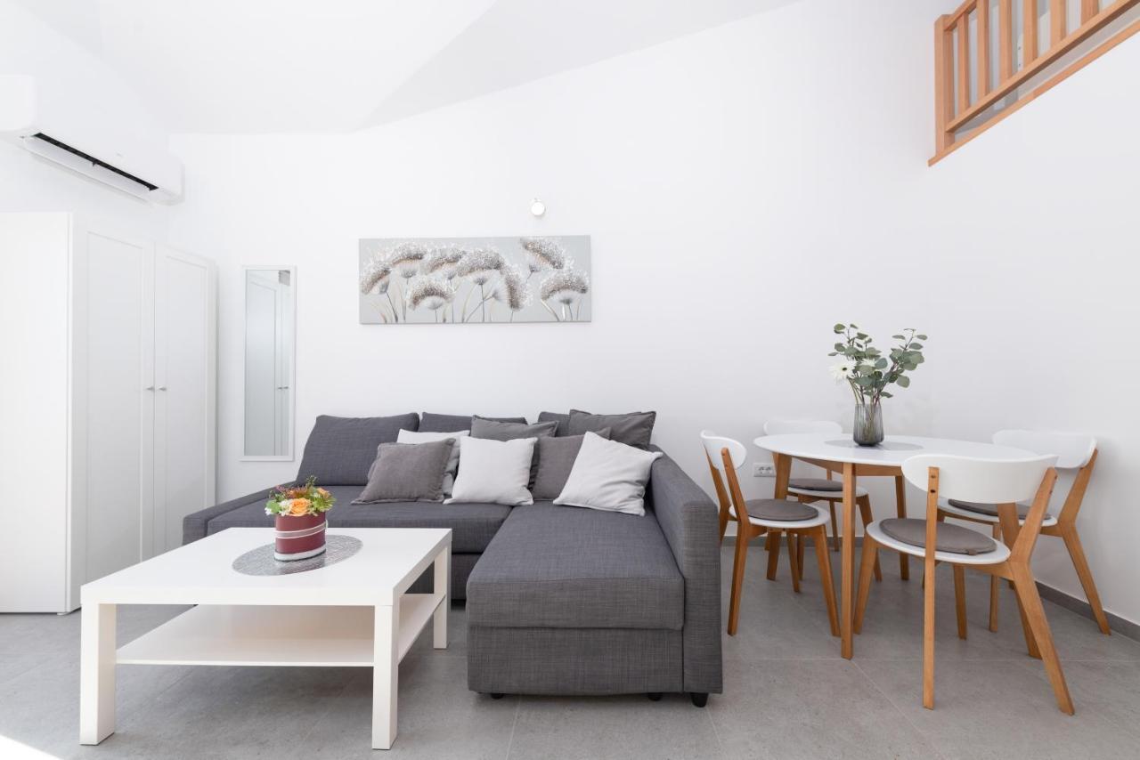 Apartments Matea Duce Luaran gambar