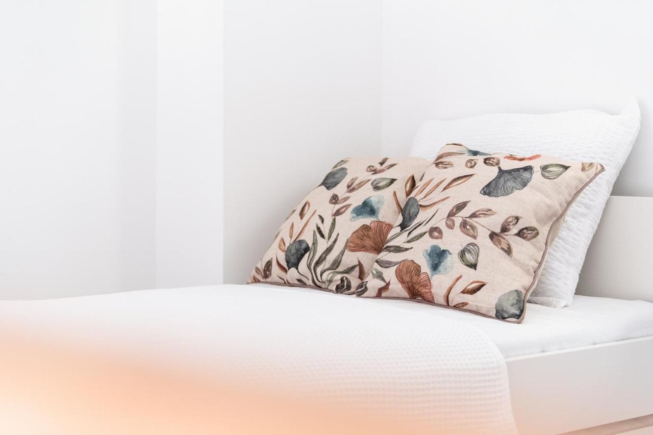 Apartments Matea Duce Luaran gambar